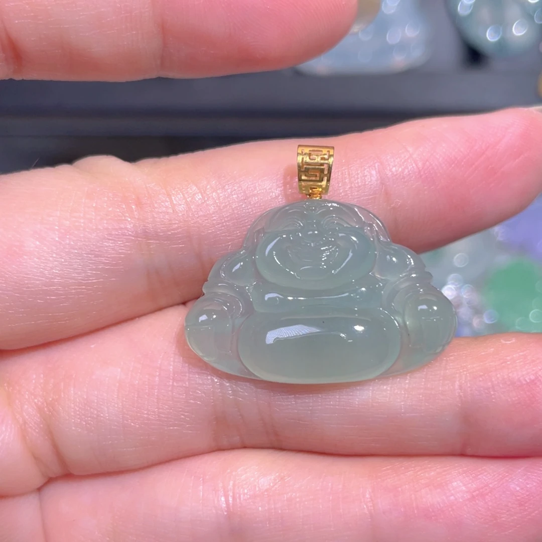 翡翠18K金镶嵌颈饰翡翠