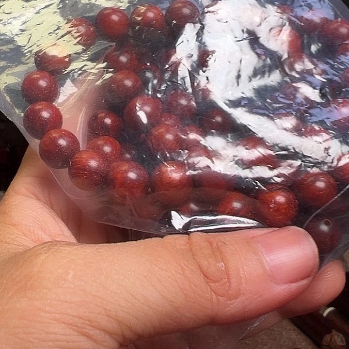 檀香紫檀（小叶紫檀）手串哲**香