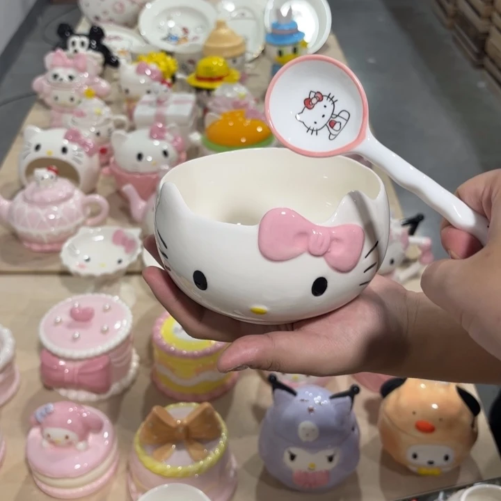 瓷片我在外面吃饭了哈哈哈哈