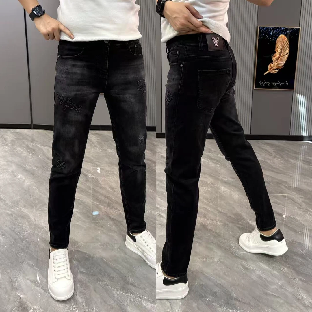 男士牛仔裤潮流印花男裤时尚黑色小脚裤弹力舒适长裤修身显瘦裤子