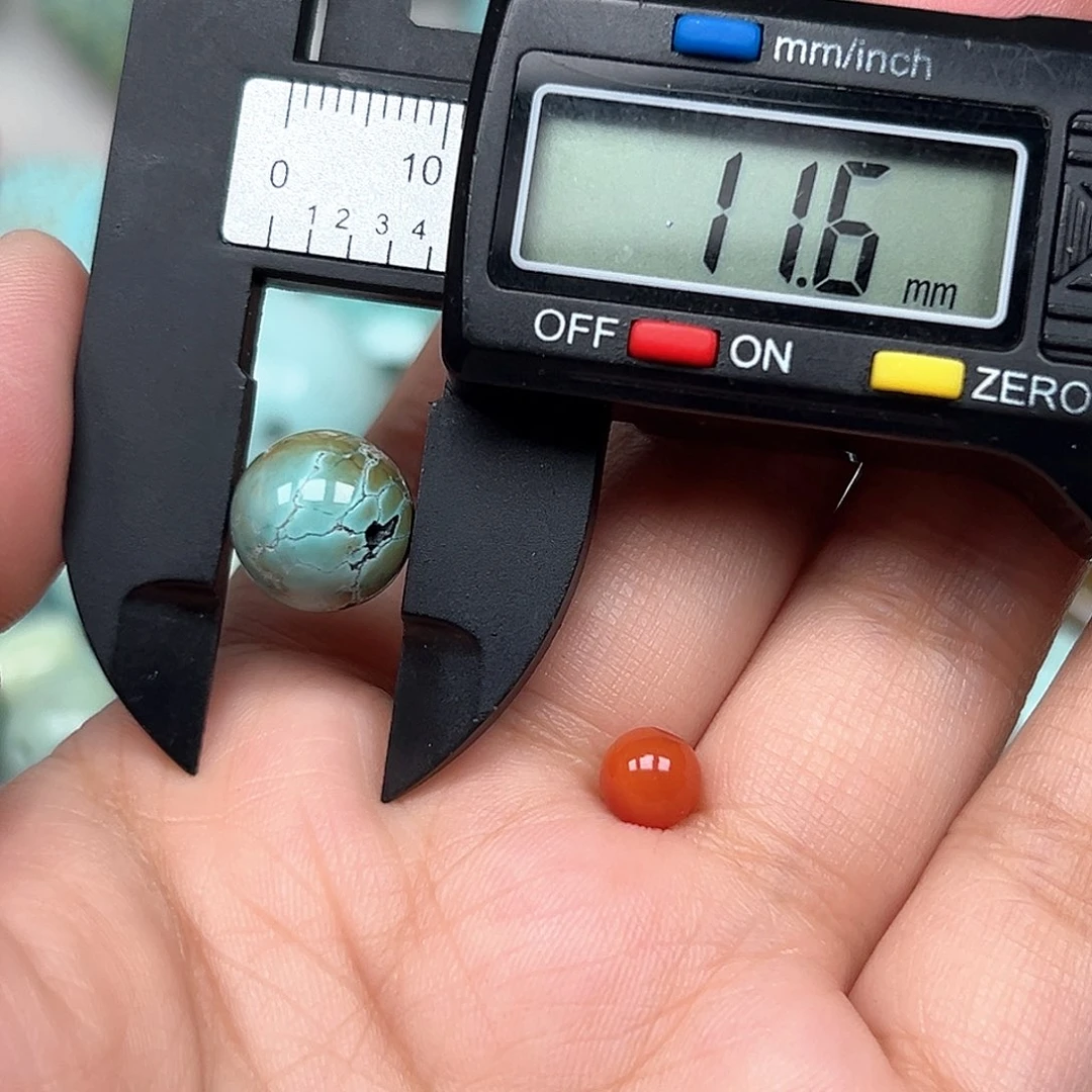未镶嵌南红玛瑙珠宝奇石