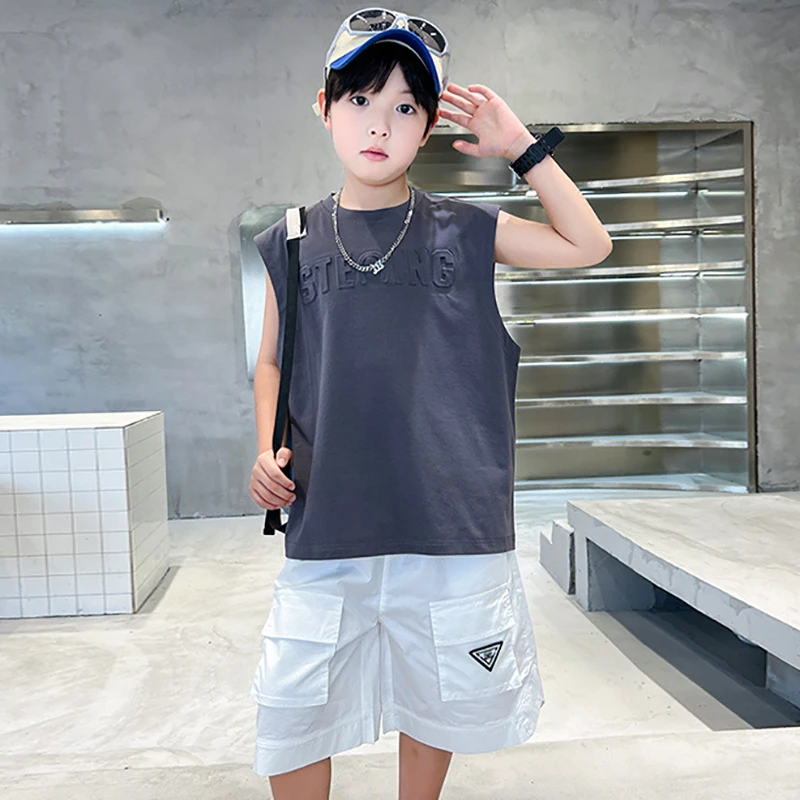 男童夏季无袖运动两件套2025新款中大童宽松薄款篮球服男孩套装潮