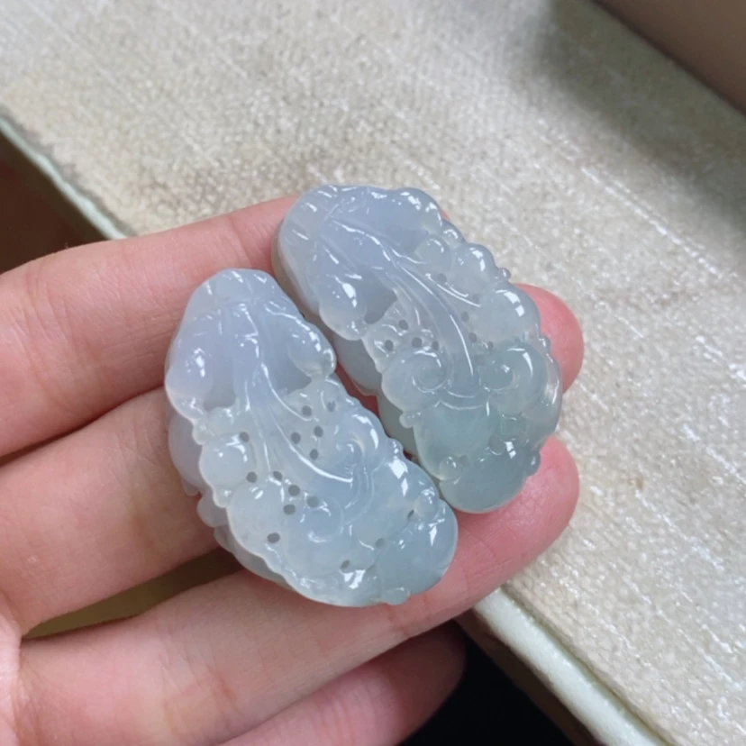 【闪购商品】翡翠未镶嵌颈饰