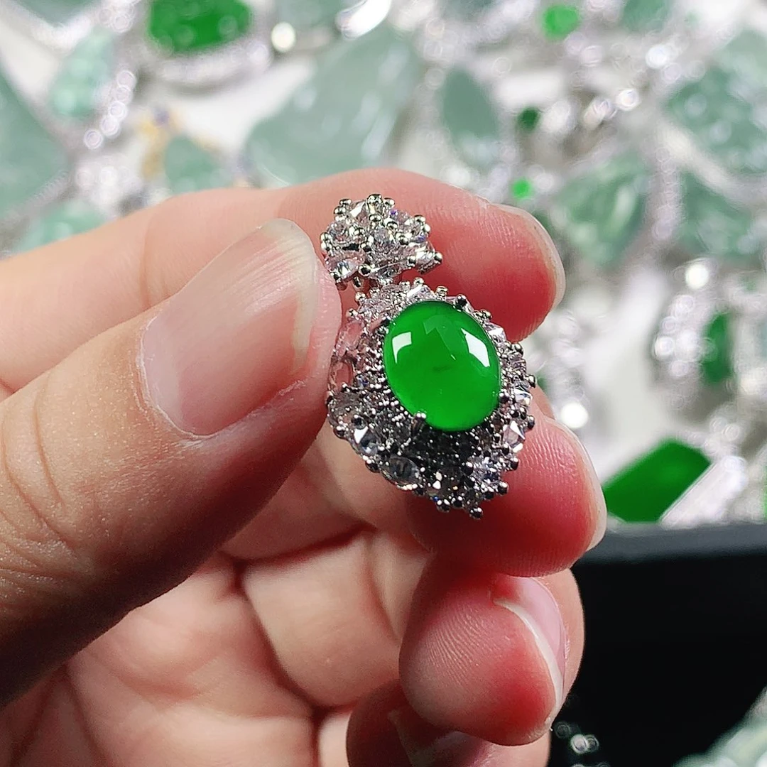 翡翠未镶嵌吊坠(不含链)