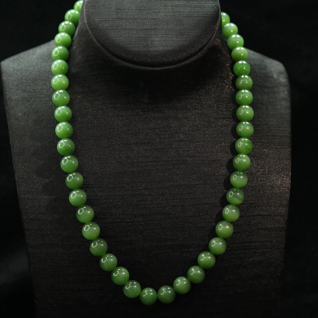 21和田玉碧玉项链/100779保利厦门拍卖