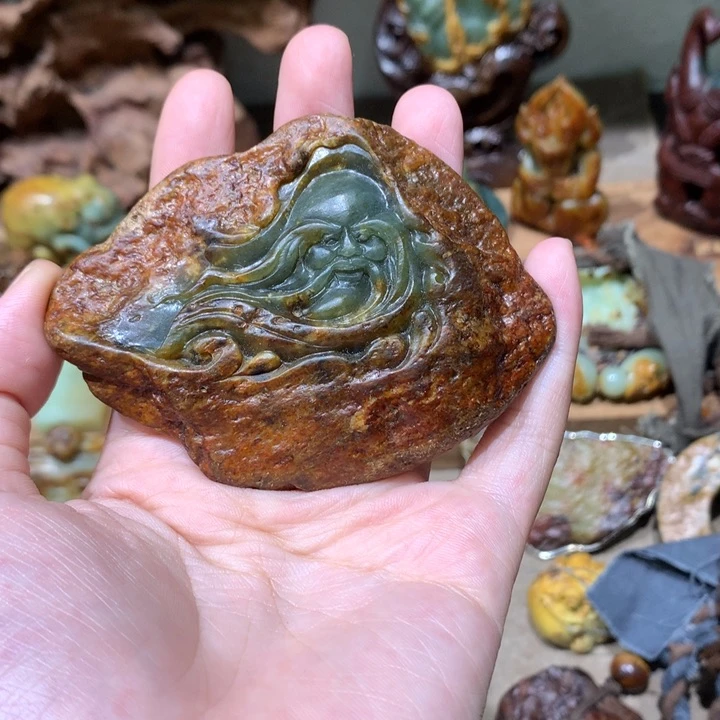 未镶嵌岫岩河磨玉（透闪石质玉）挂件