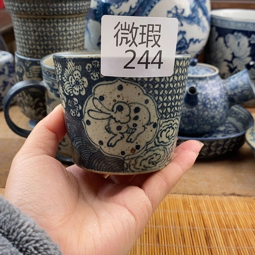 手工手绘青花陶瓷