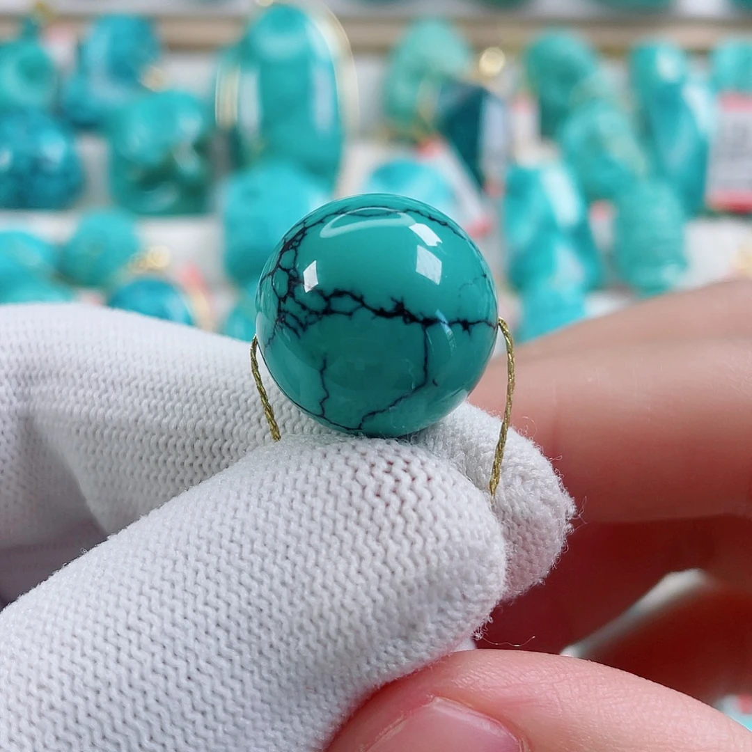 绿松石未镶嵌颈饰直径18