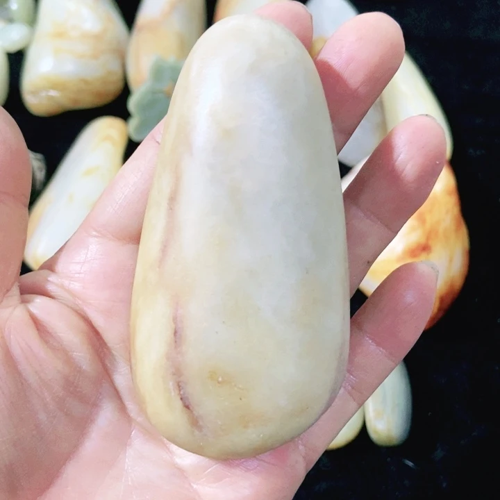 和田玉（糖玉）未镶嵌车挂