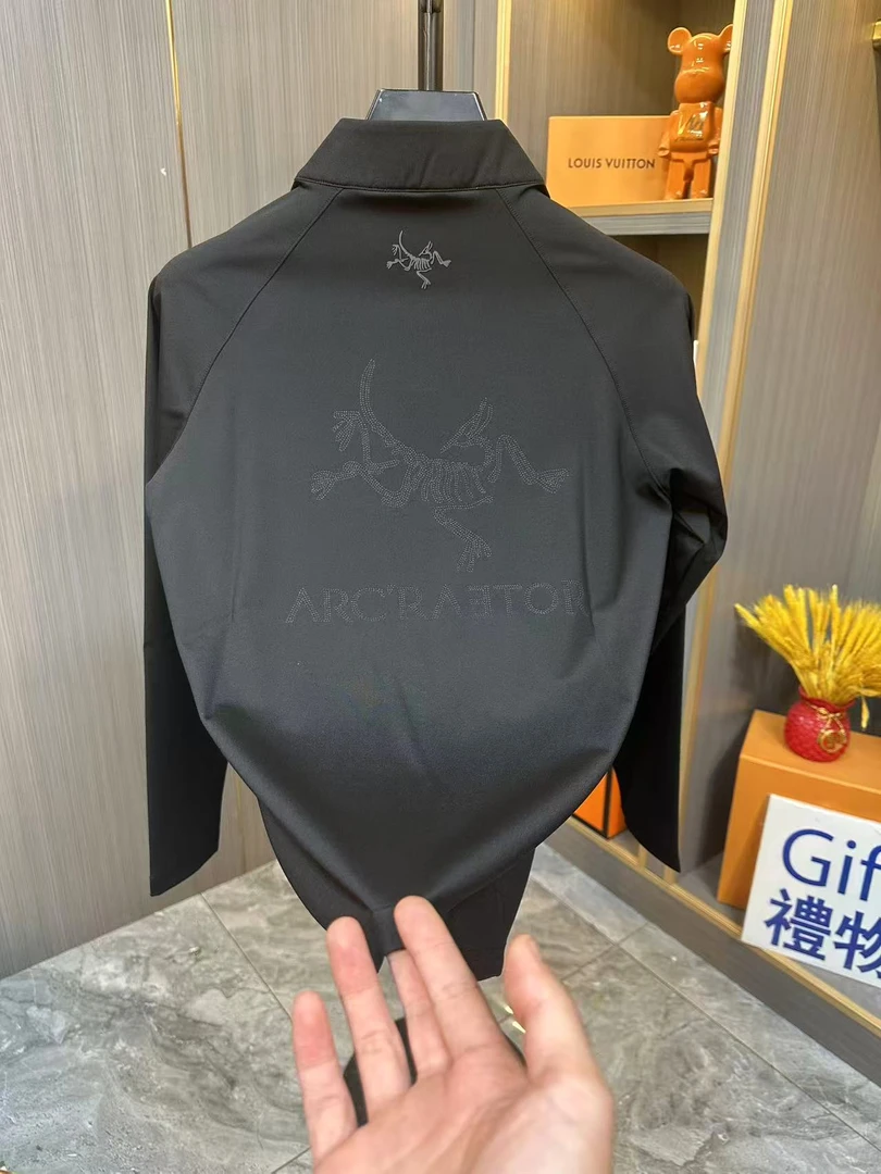 （宇加绒立领）秋冬情侣气质简约风立领半高领长袖T恤高弹