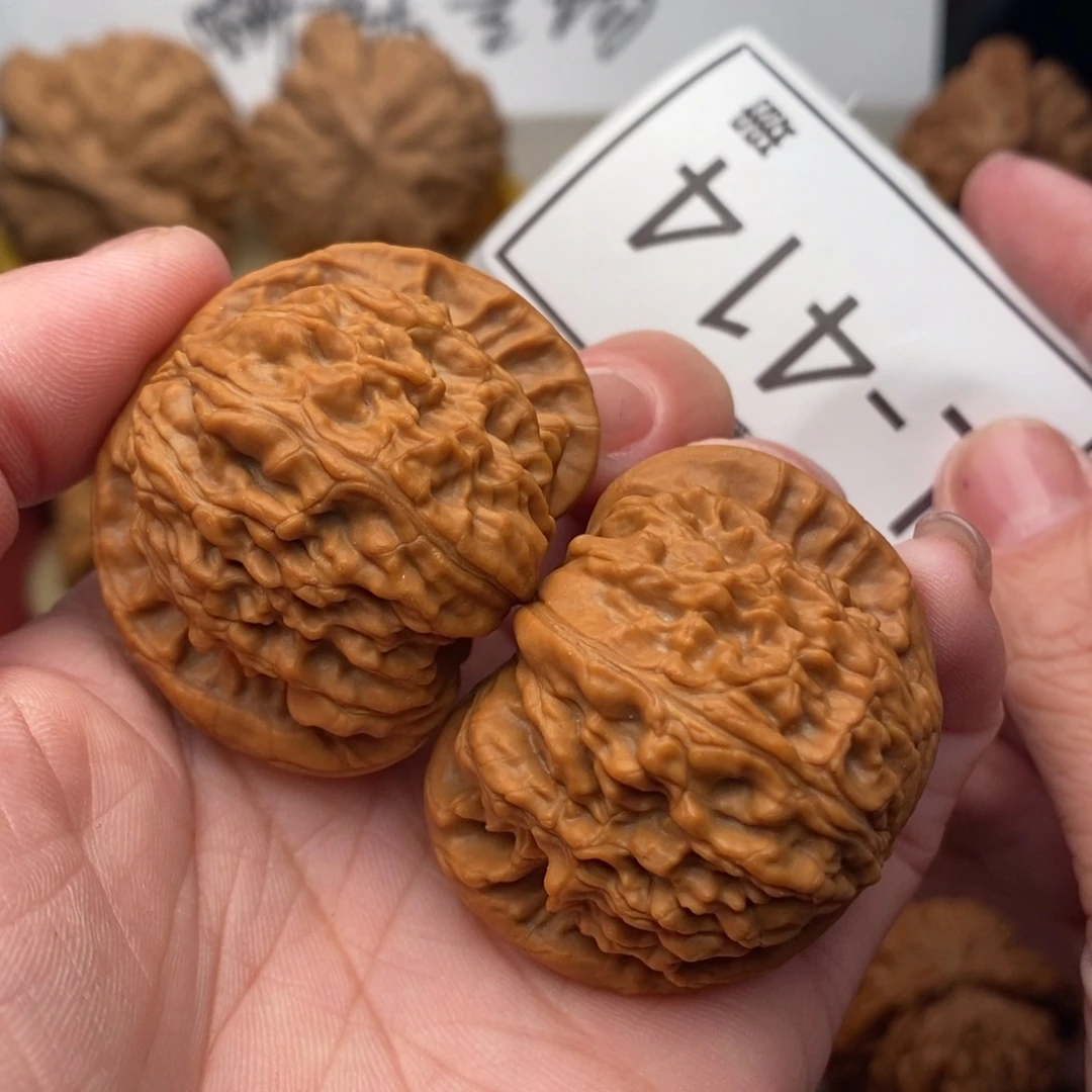 文玩核桃把件狮子头41…