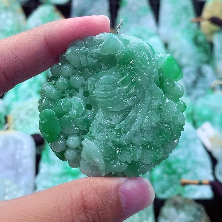 翡翠未镶嵌吊坠(不含链)
