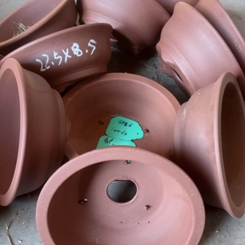 紫砂花盆100-10。