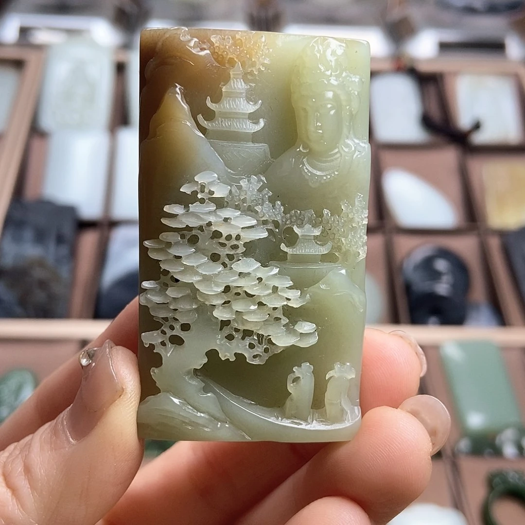 和田玉（糖玉）颈饰未镶嵌