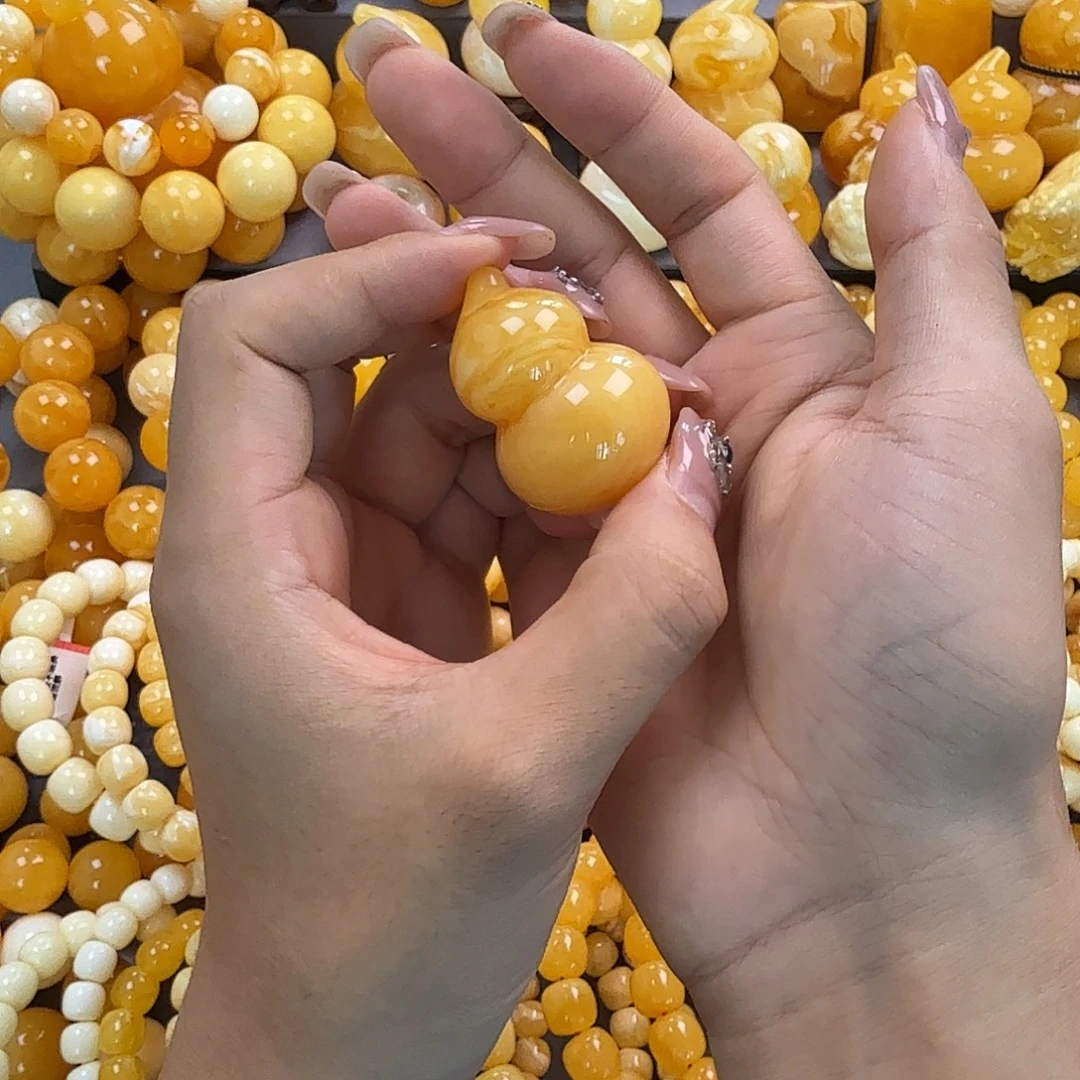蜜蜡18K金镶嵌珠宝奇石