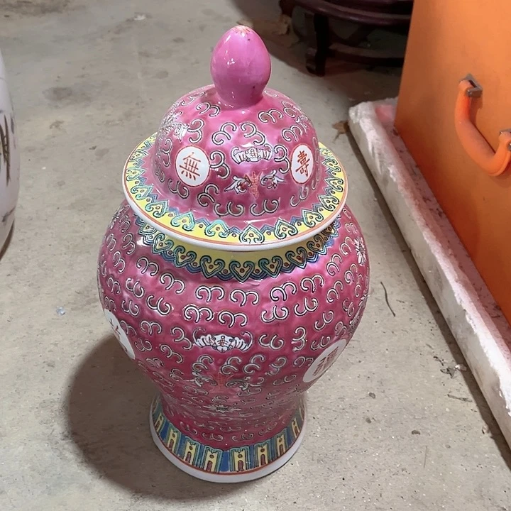 瓷片景德镇陶瓷大号。罐子