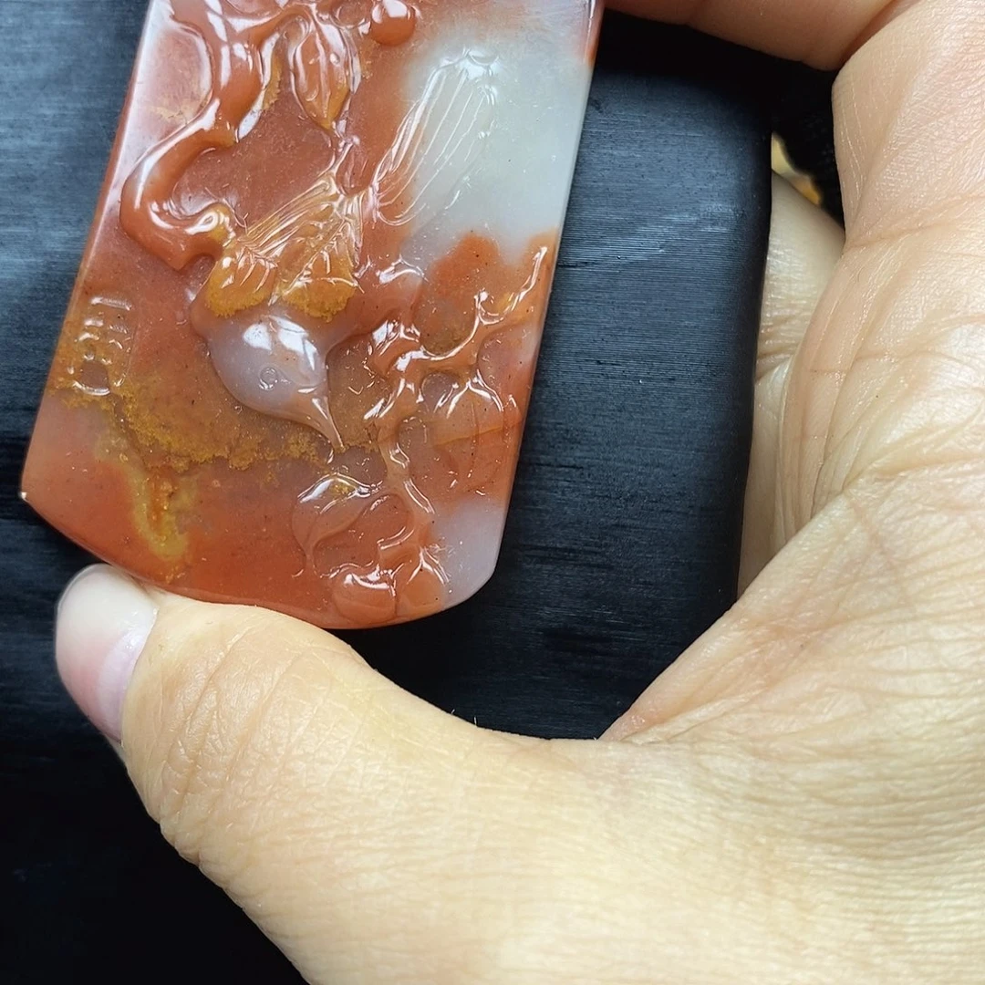 石英质玉（黄龙玉）颈饰未镶嵌