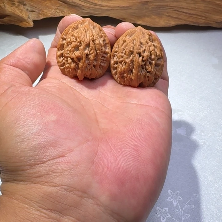 吊坠文玩核桃虎头