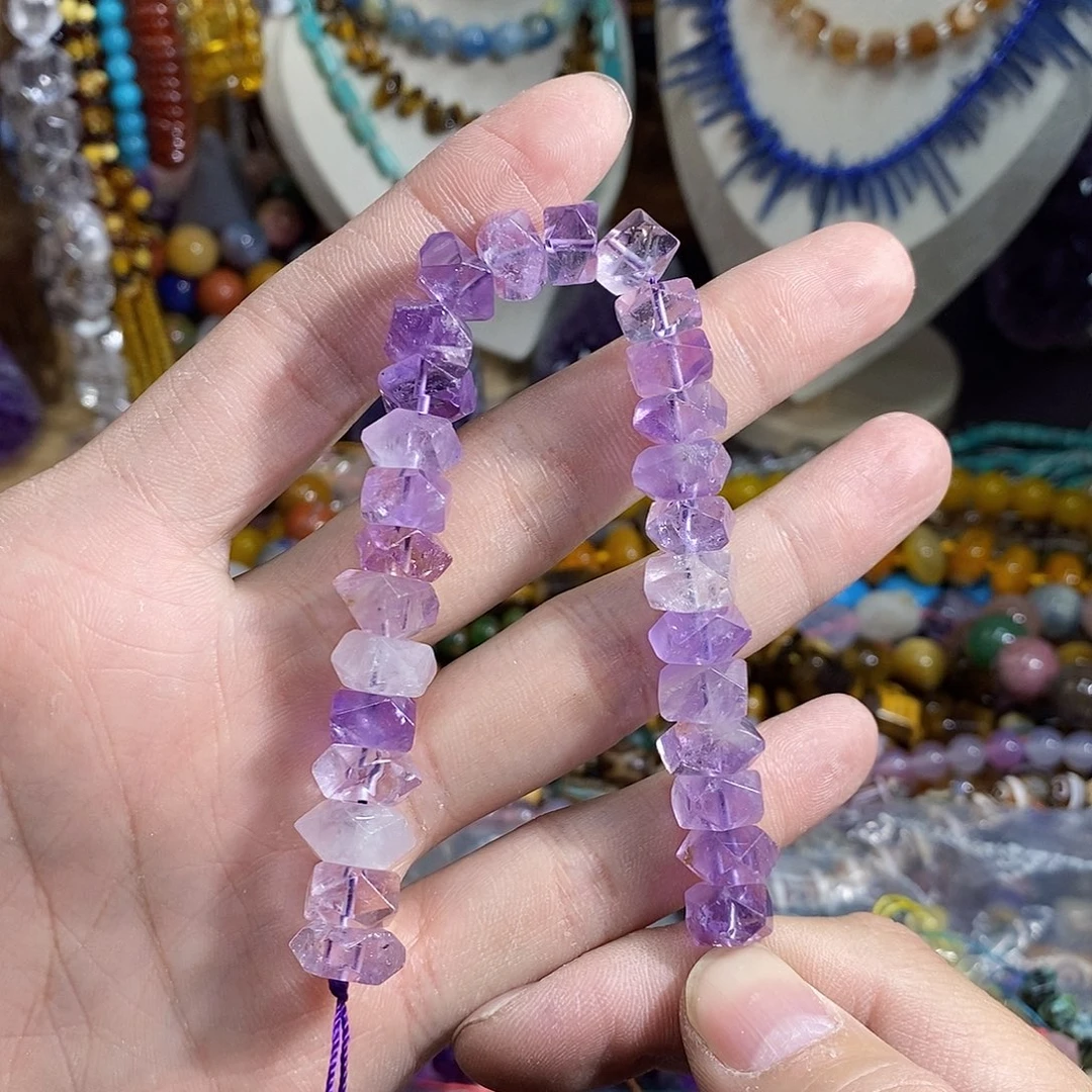 石英质玉未镶嵌，天然紫水晶冲角10mm，