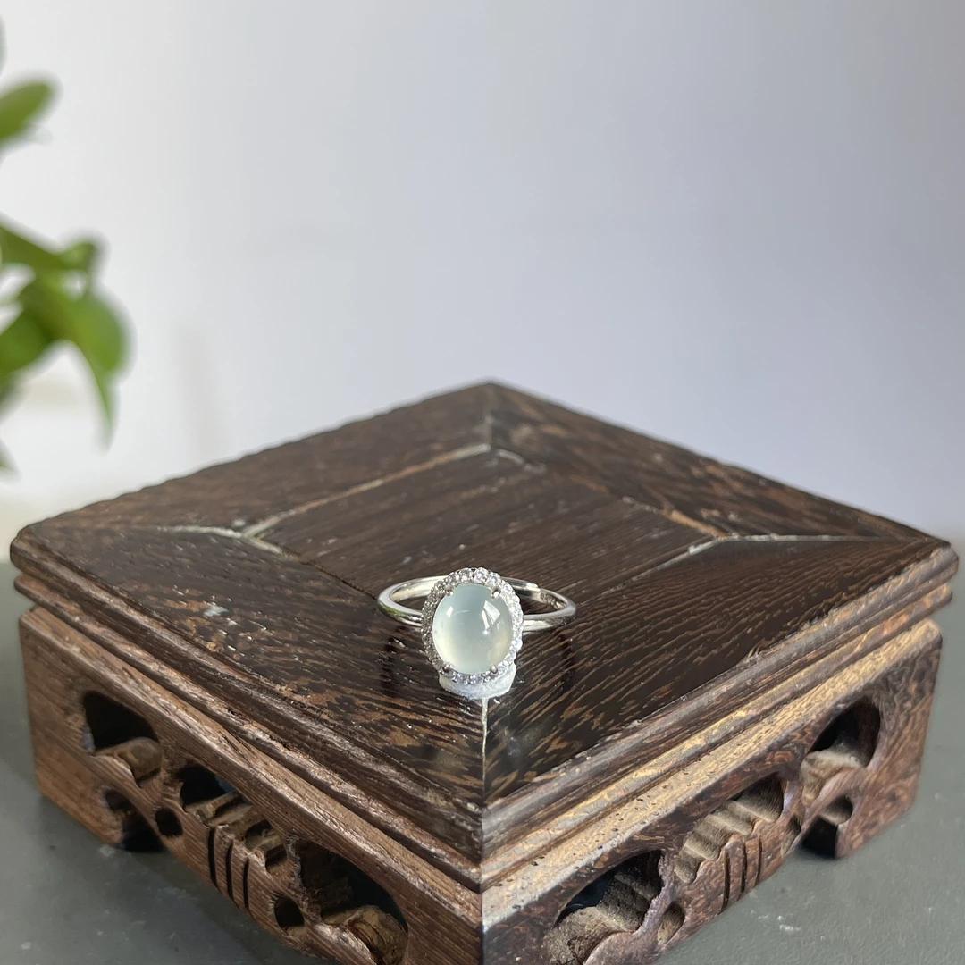 JGB11-45  天然缅甸A货翡翠  s925镶嵌蛋面戒指