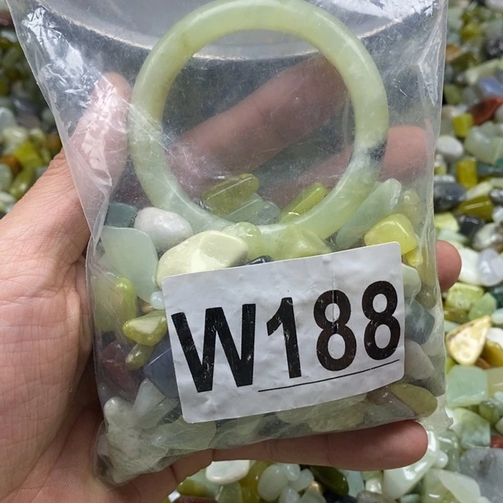 蛇纹石玉未镶嵌鱼缸石