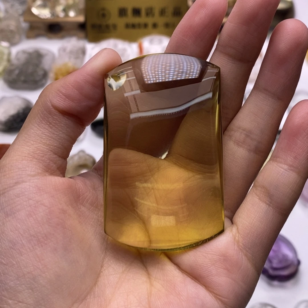 未镶嵌颈饰水晶?*斗定制