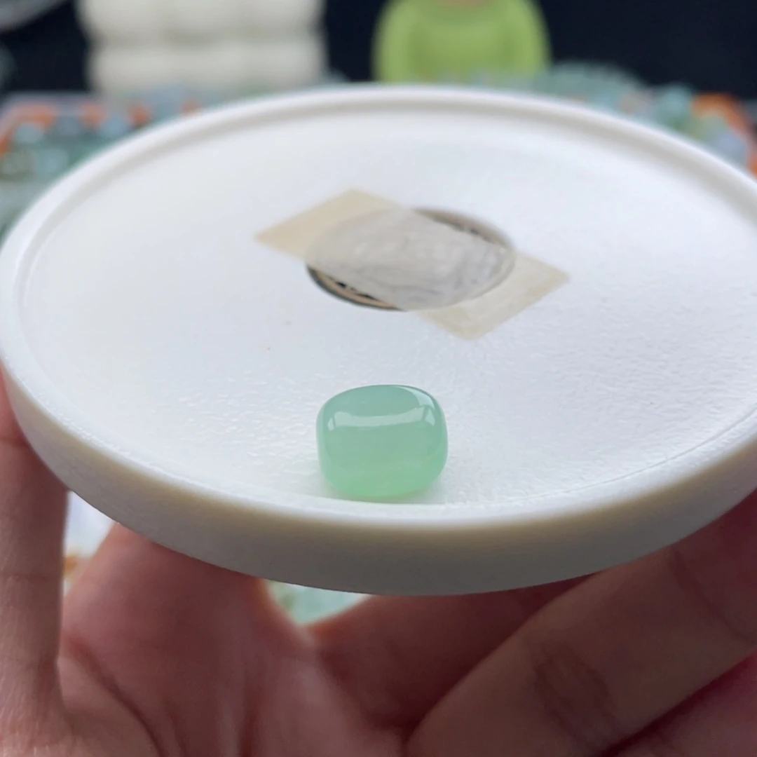 翡翠散珠天然缅甸翡翠a货甜果绿随形10+