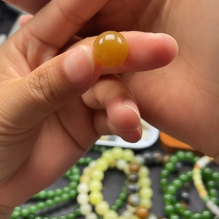 未镶嵌和田玉（糖玉）挂件