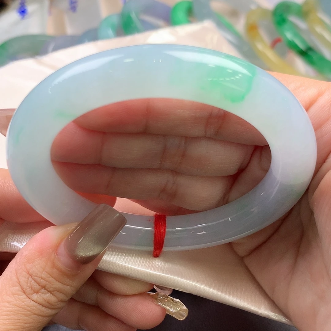 翡翠未镶嵌手镯56.3圆条