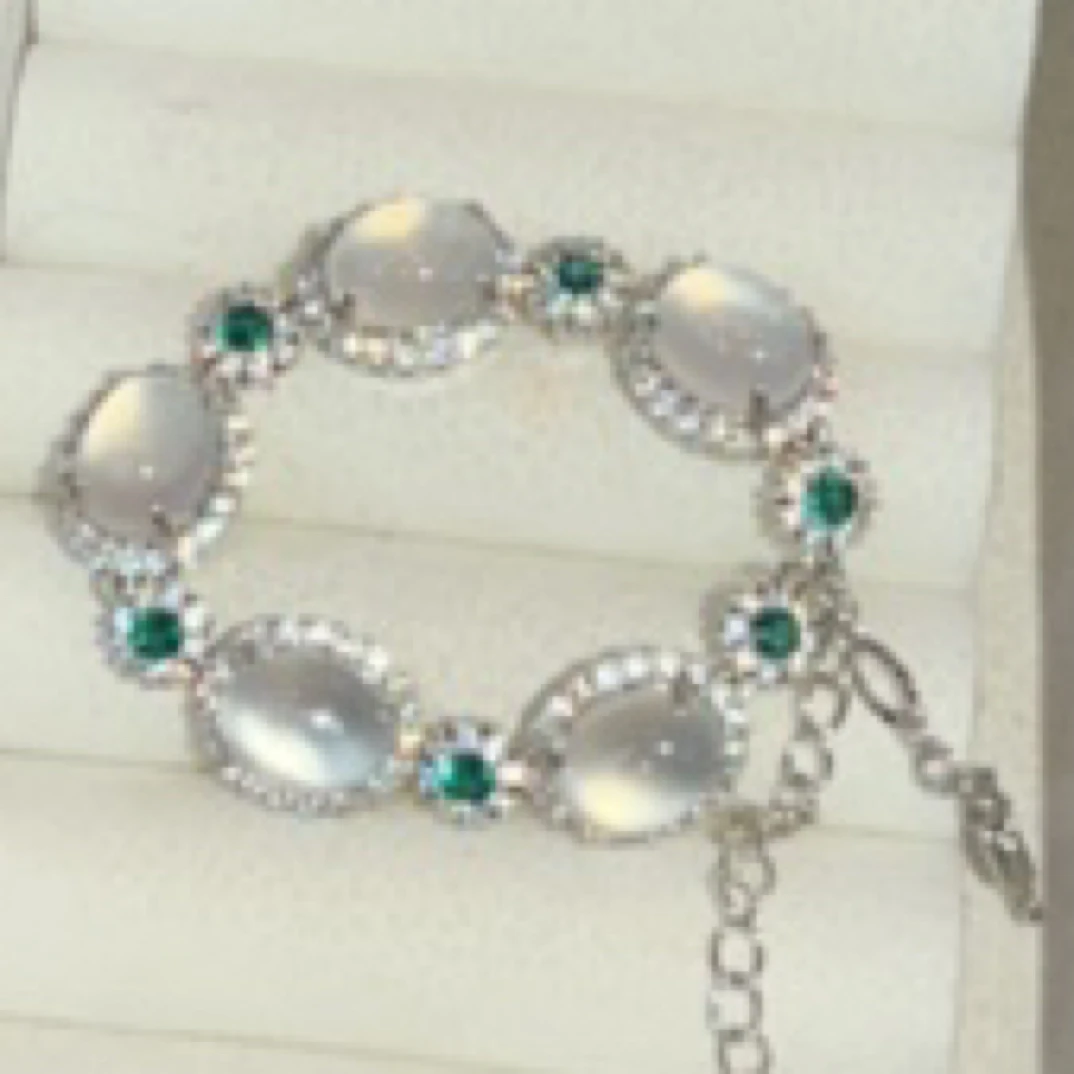 铜合金手链 25572 蛋形白色随 间隔绿色石 手链 银色底