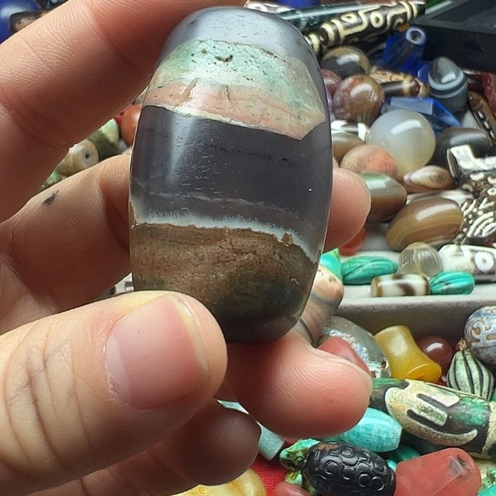 碧***川玛瑙/玉髓未镶嵌颈饰