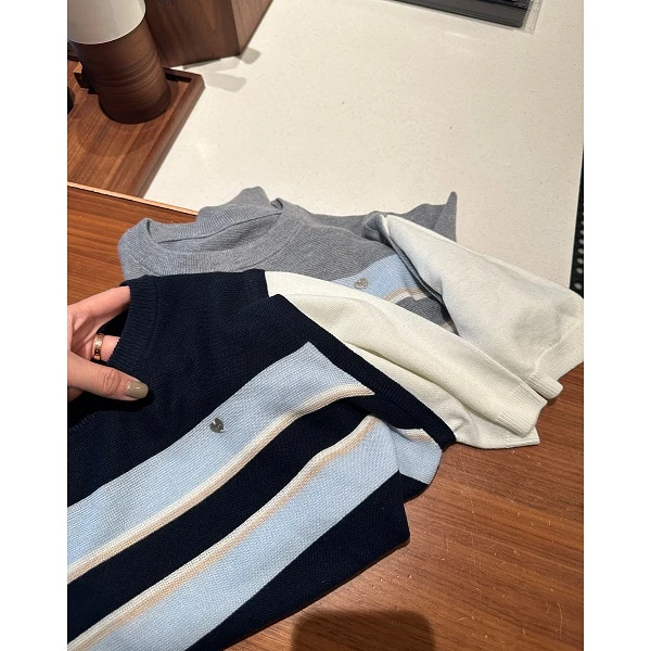 【夏日苏打】软糯糯 复古简约假两件拼接显瘦圆领针织短袖