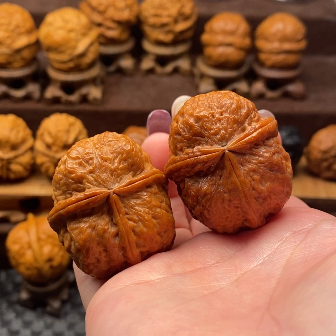 文玩核桃把件41七星纹三棱