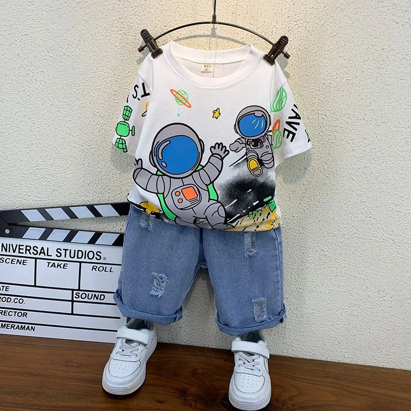 男童夏装套装洋气炸街童装2025新款宝宝夏季衣服帅气儿童短袖潮服