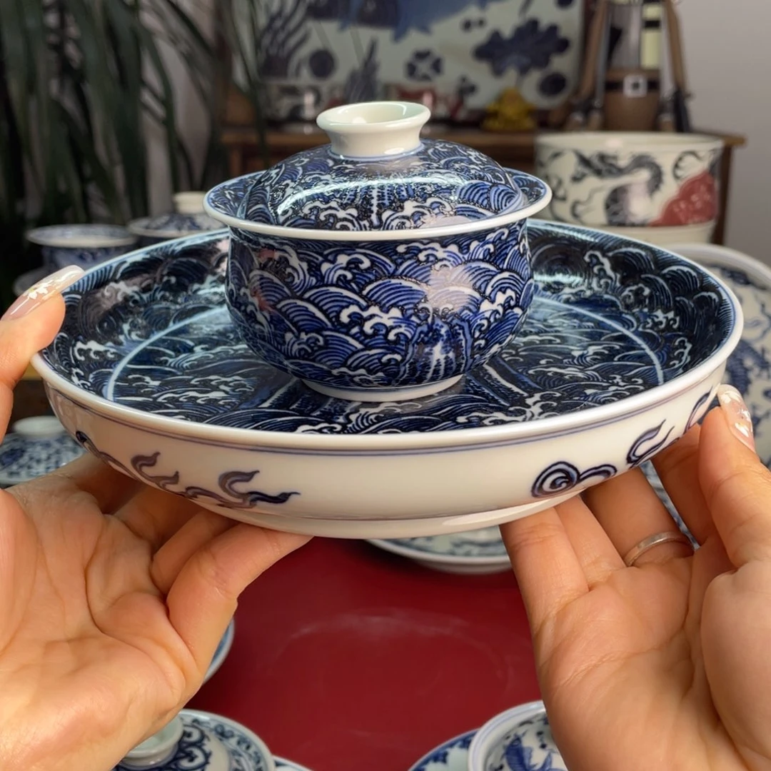 吃**、青花江崖海水两件套微瑕