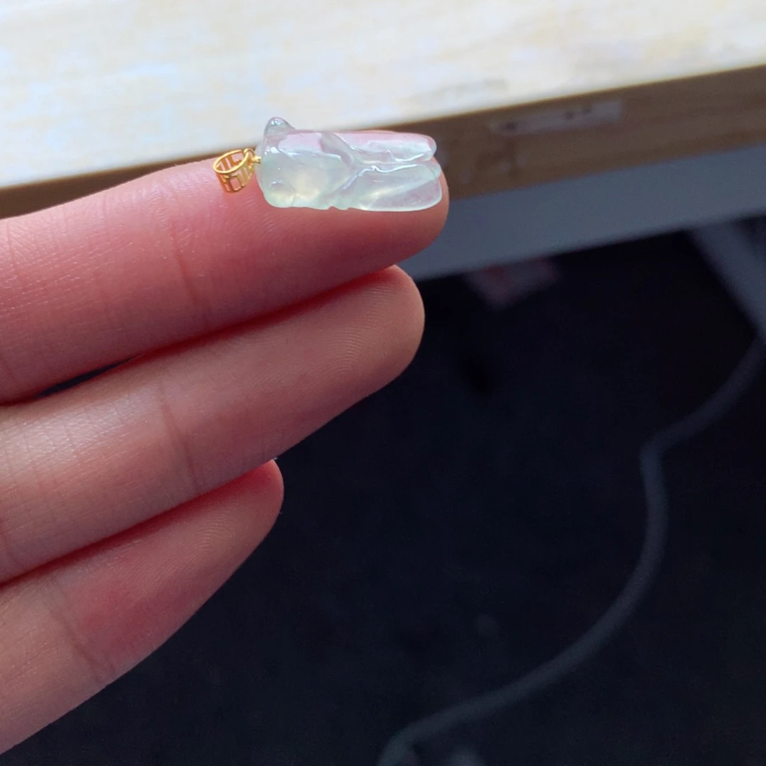 翡翠颈饰18K金镶嵌吊坠