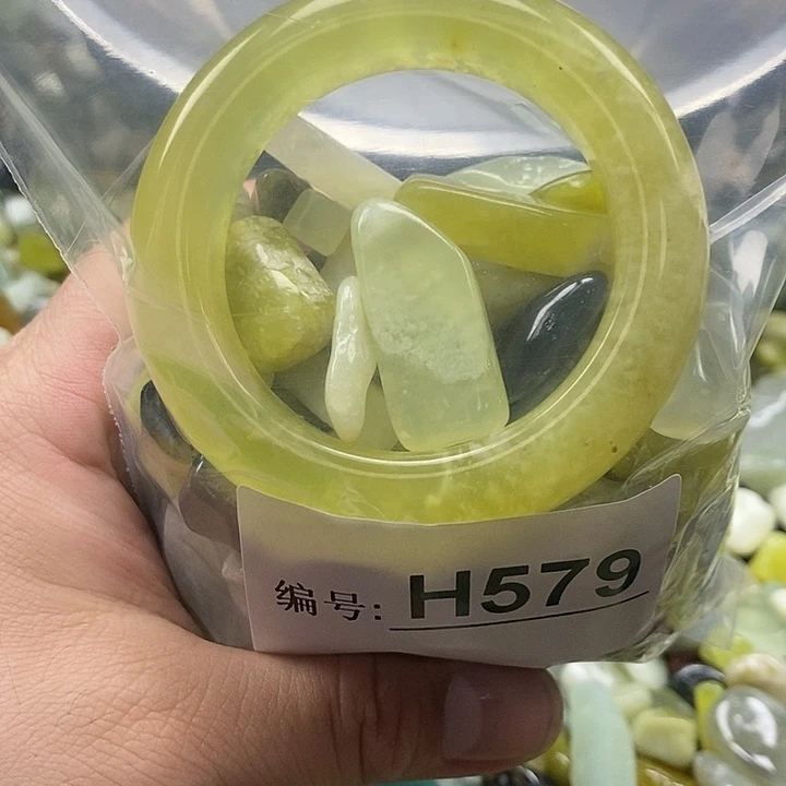 岫玉鱼缸石未镶嵌