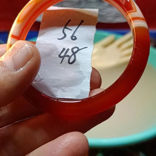 玛瑙/玉髓手镯未镶嵌