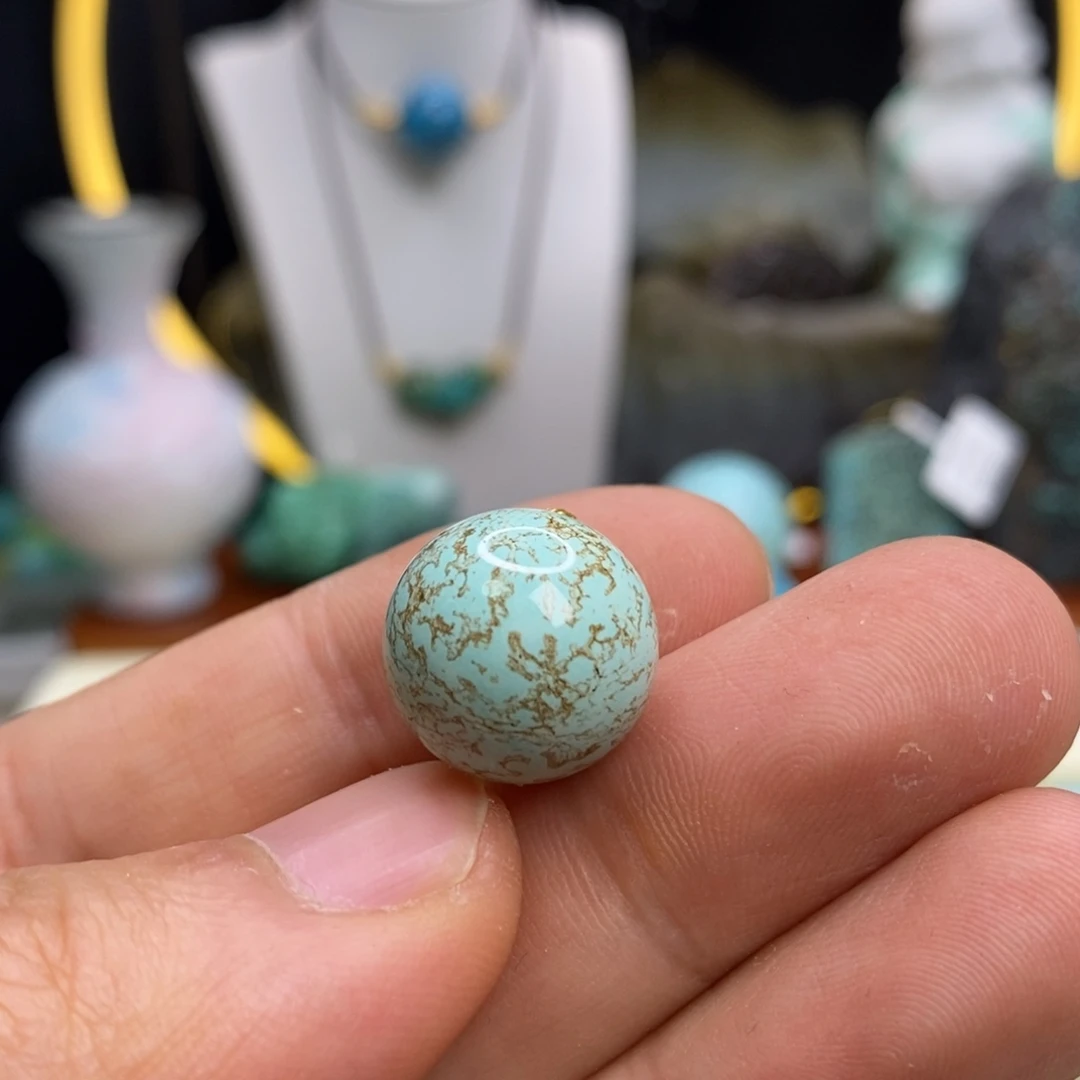 绿松石未镶嵌珠宝奇石15.7