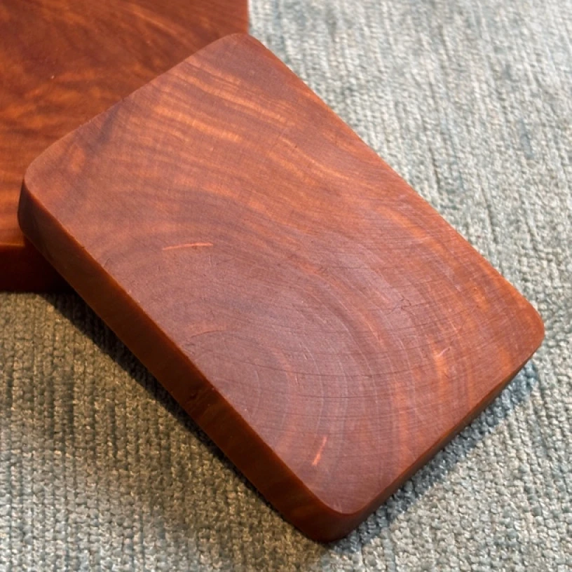 1251 崖柏沉化老料无事牌