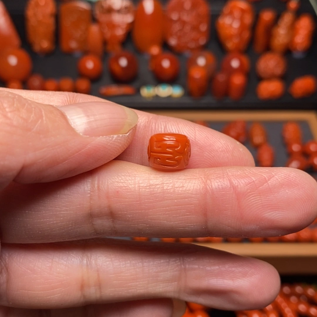 南红玛瑙纯色精工9.9未镶嵌京**松