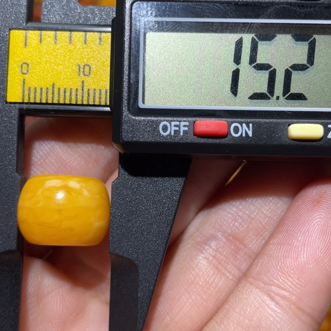 蜜蜡未镶嵌裸石墩子