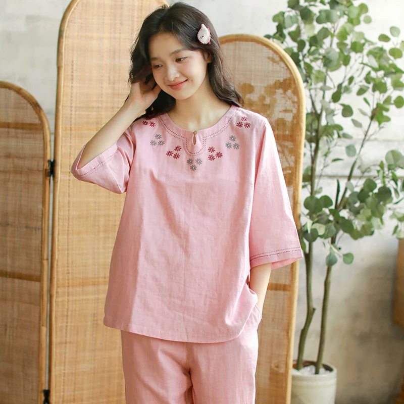 春夏精致刺绣女士睡衣圆领七分袖长裤宽松纯棉家居服套装