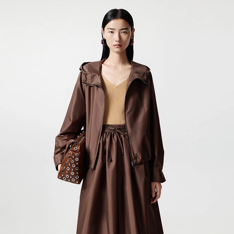 LANCY/朗姿2025年秋新款松弛感轻薄连帽长袖短外套女气质高级上衣