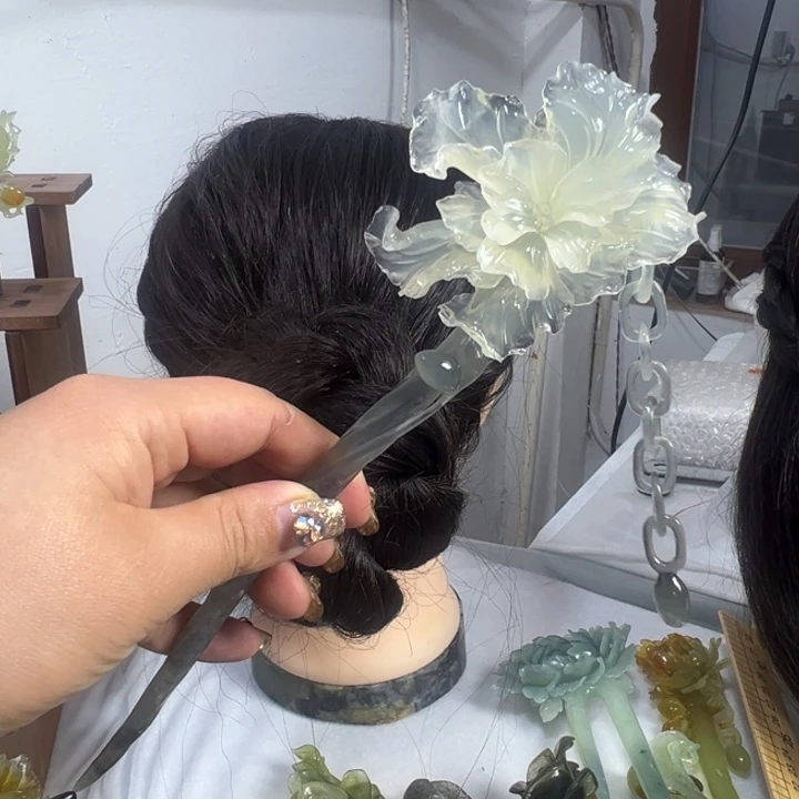 定制蛇纹石玉画****秋毛货发饰