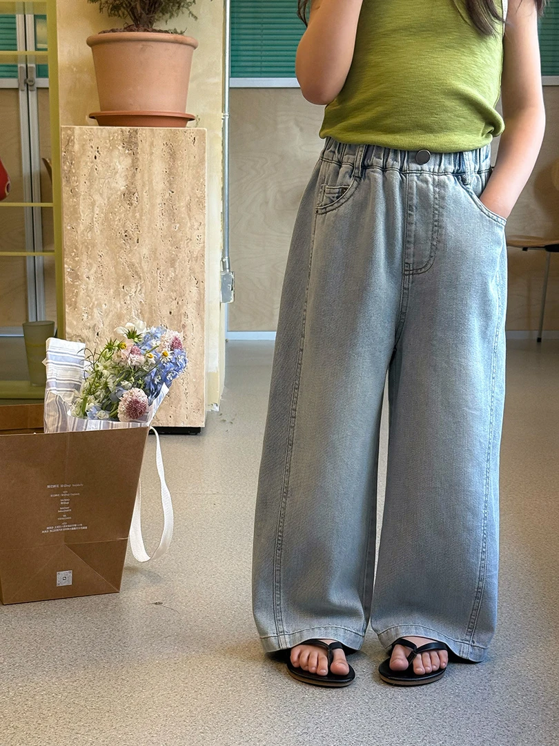 【新品】女童时髦休闲百搭柔软垂感天丝棉轻薄拼接复古牛仔裤25D059