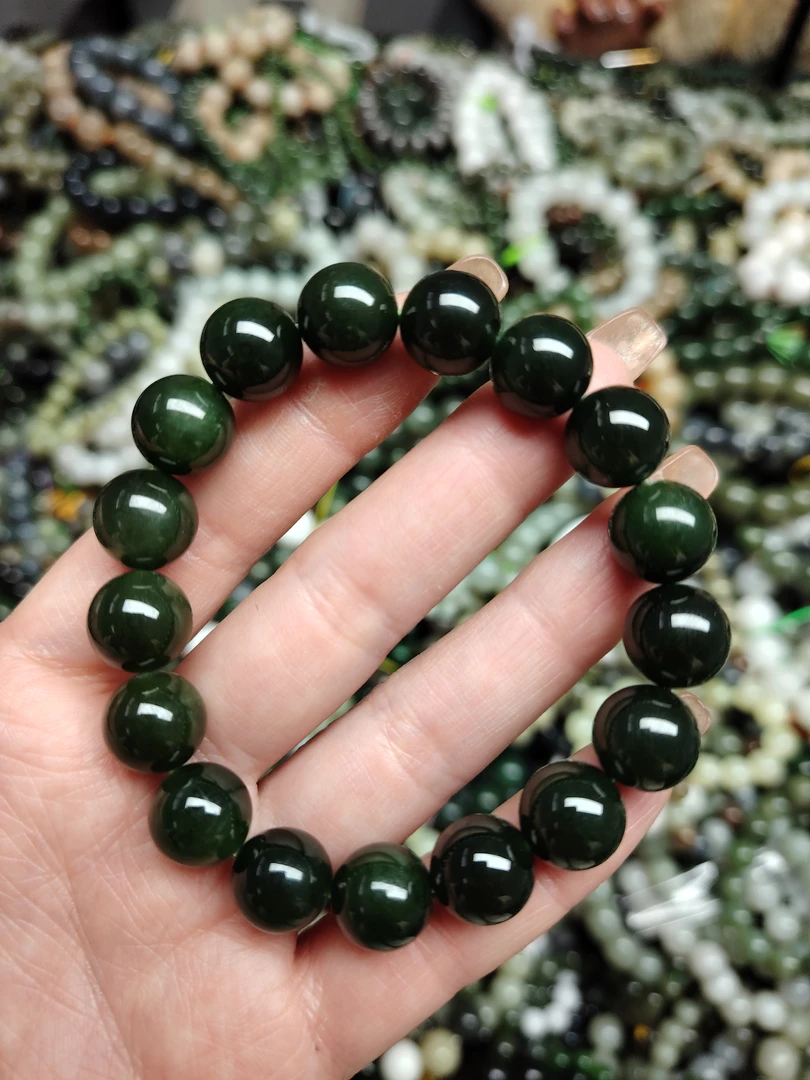 和田玉未镶嵌时尚