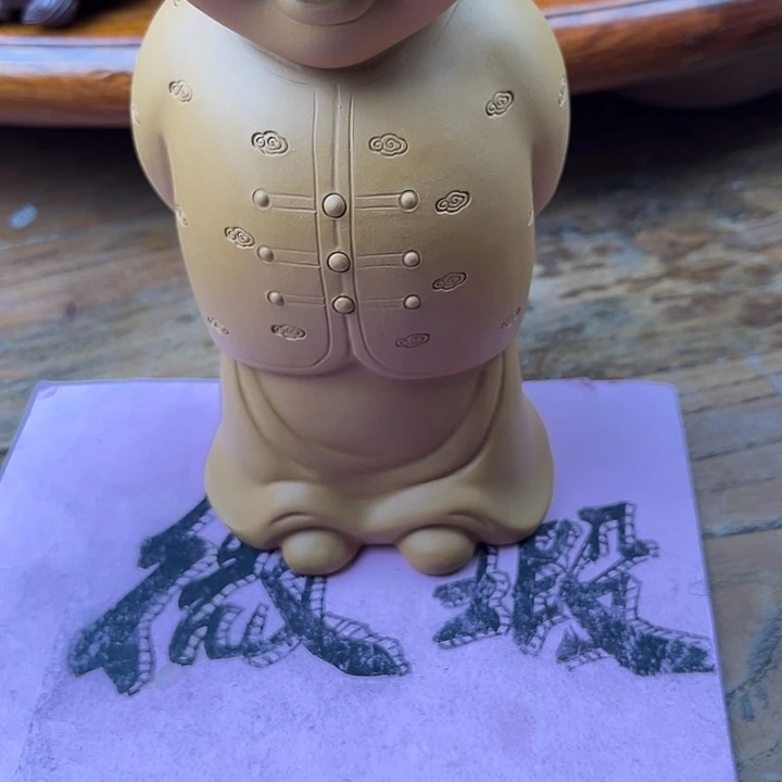 紫砂茶宠白****5紫砂地主