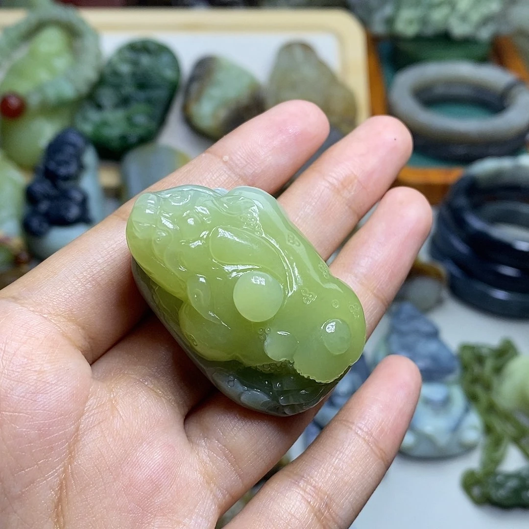 和田玉未镶嵌颈饰满****河