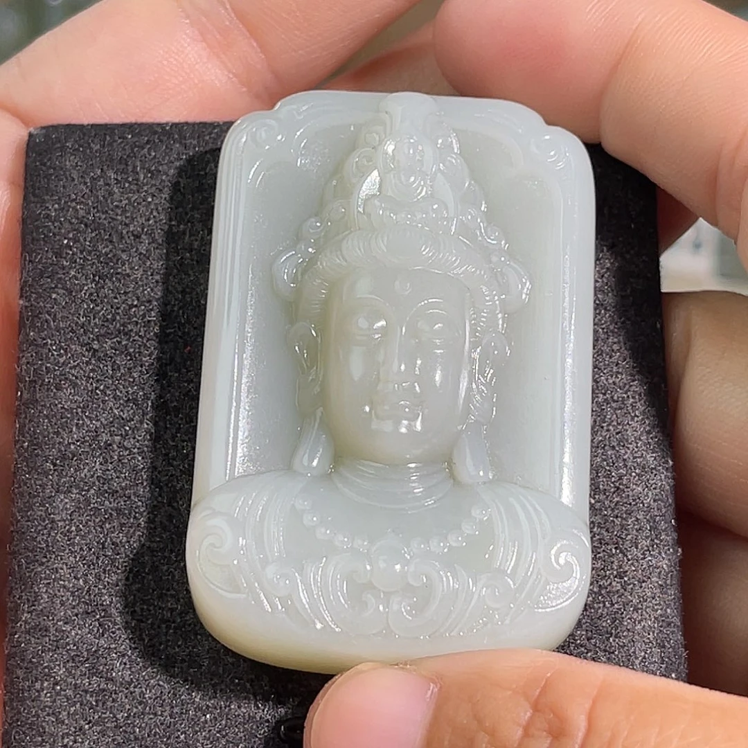 老***k颈饰未镶嵌和田玉